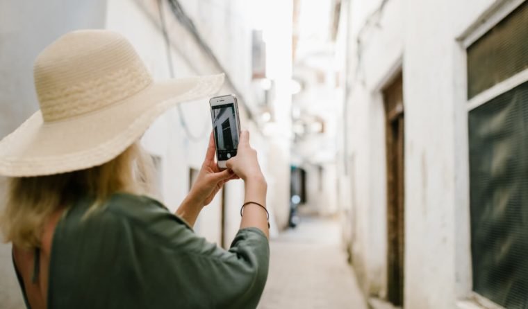 Why Immigrate to Canada as a Skilled Worker?